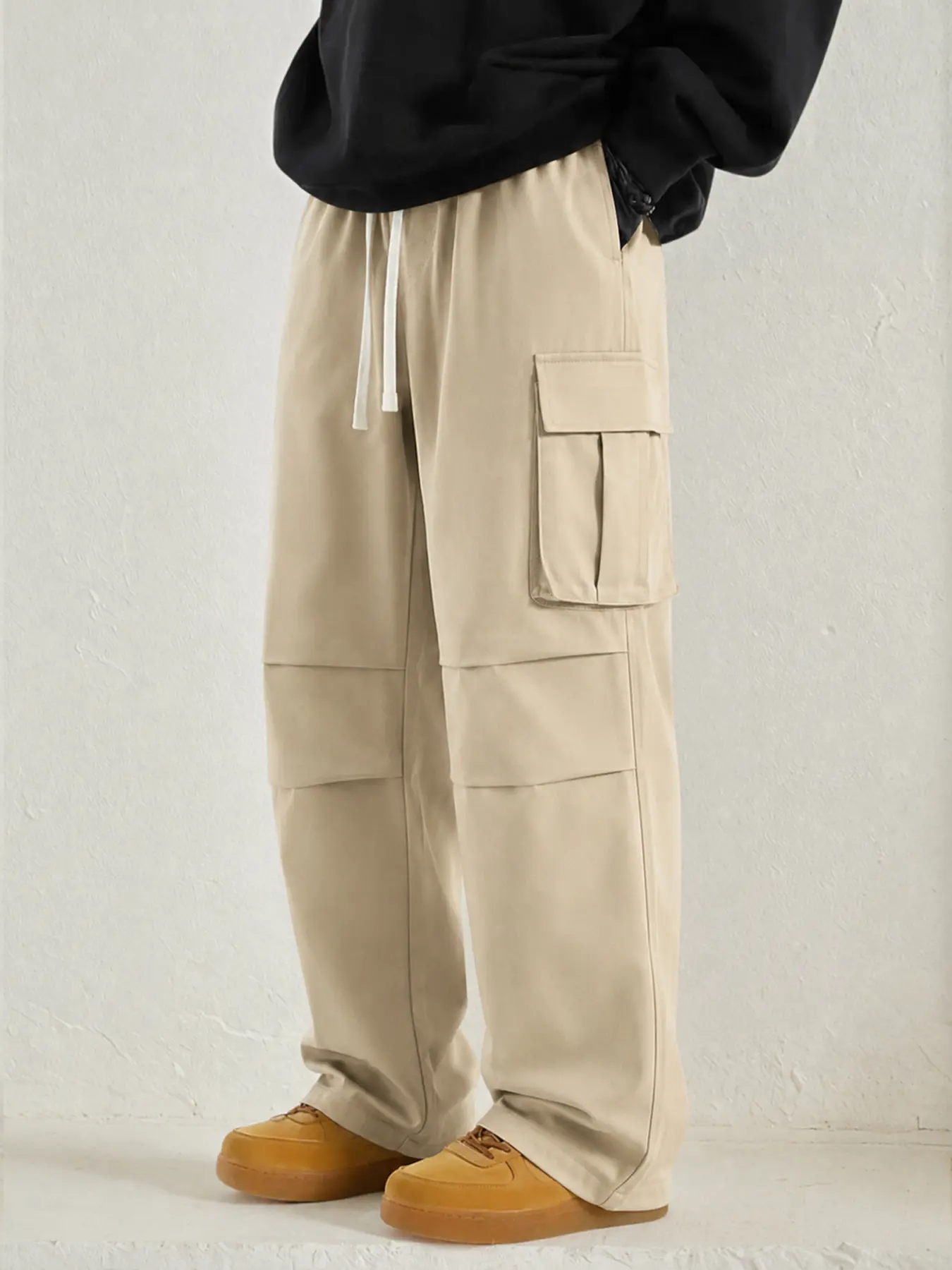 Men's Stylish Preppy Minimalist Solid Baggy Cargo Pants - Relaxed Fit Casual Menswear, Adjustable Elastic Waist Drawstring Utility Pants with Side Pockets, Everyday Workwear, Travel, Baggy Adjustable Waistband Men's Pants