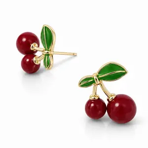 C21. Cherry Love Studs/ arete para mujer accesorio