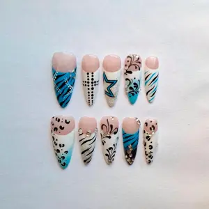 Y2K Cyberpunk Press On Nails, Blue Animal Print Fake Nails, Star and Rhinestone Nails, Zebra Leopard Pattern Cool Girl Aesthetic