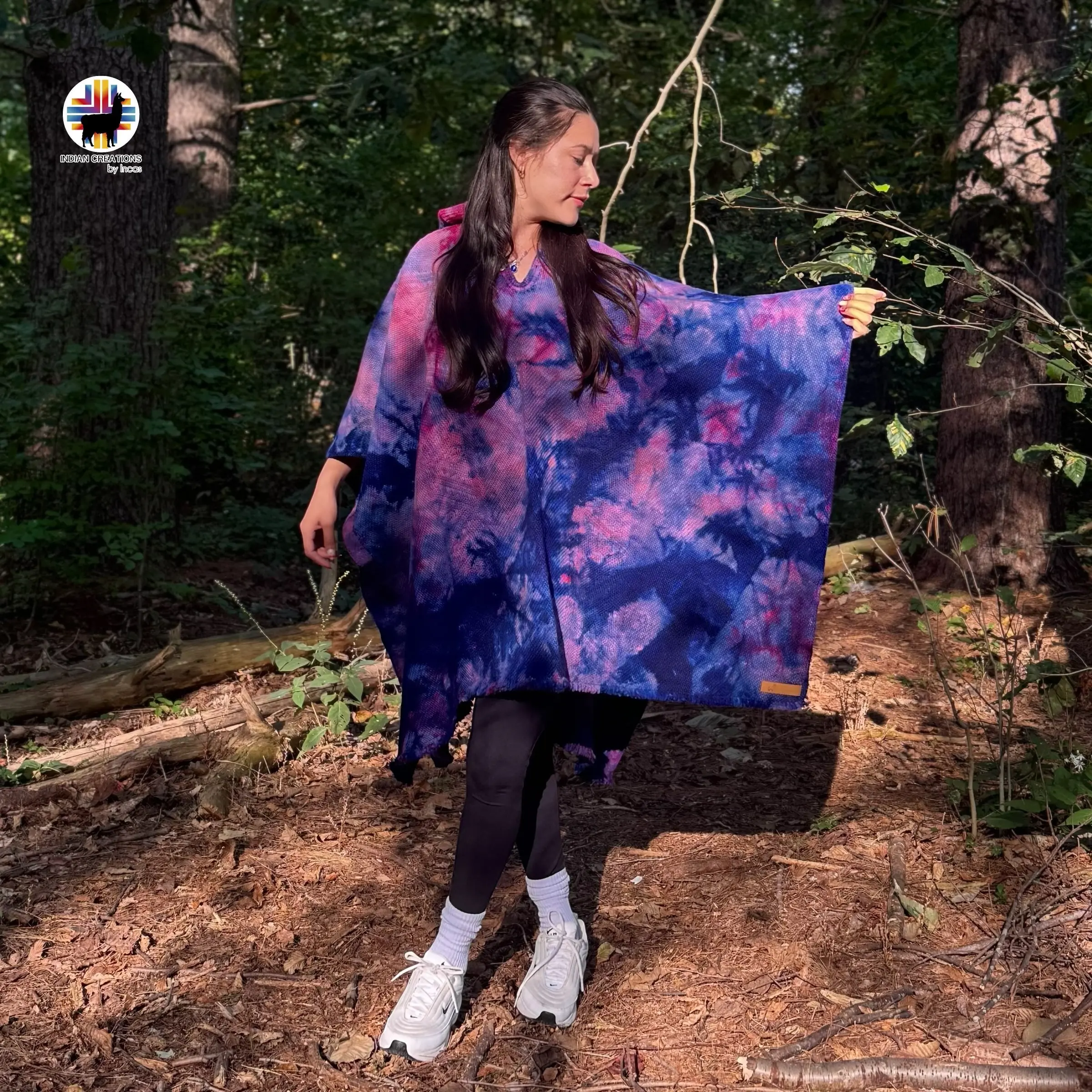 Helleborus Wool Poncho