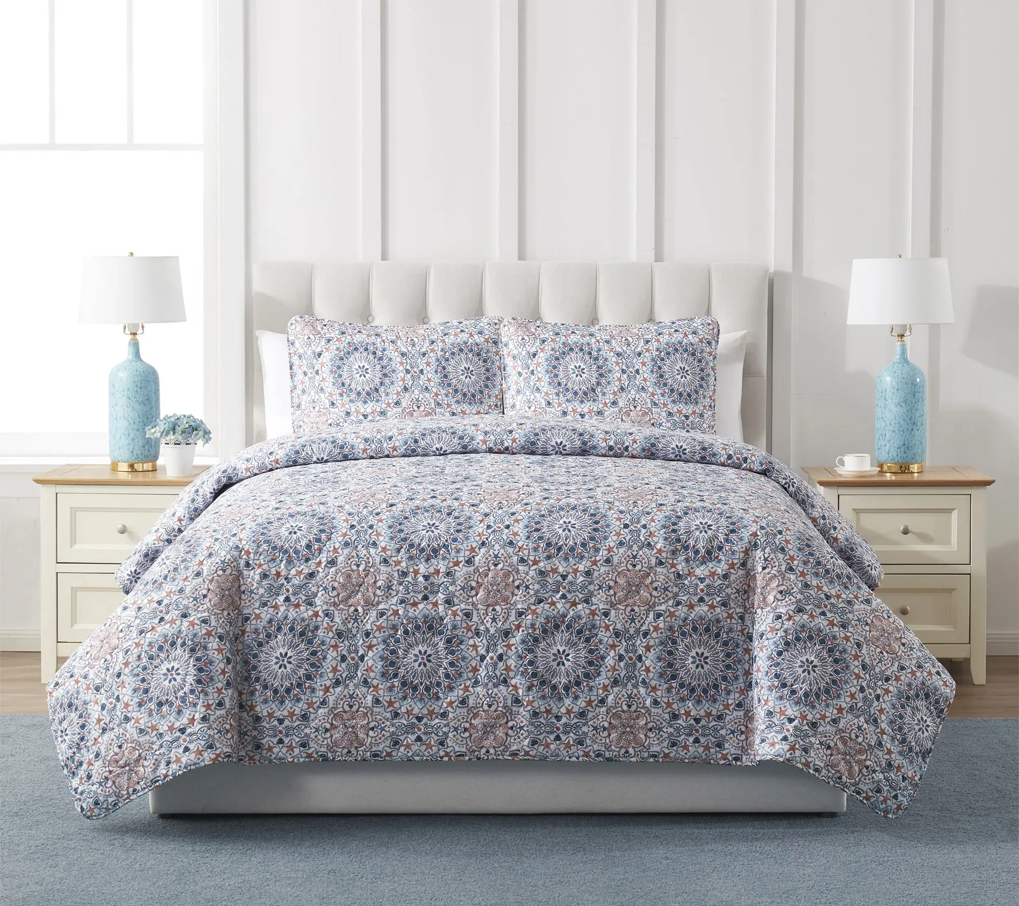 VCNY Home Sea Medallion 3pc Seashell Quilt Set,Full/ Queen VCNY Home Sea Medallion 3pc Seashell Quilt Set,Full/ Queen
