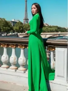 Ao dai tron (2 xanh) lá cây tươi và đậm(Green) square neckline - Vietnamese Traditional Ao Dai for Women solid color with same color pants -ready to ship