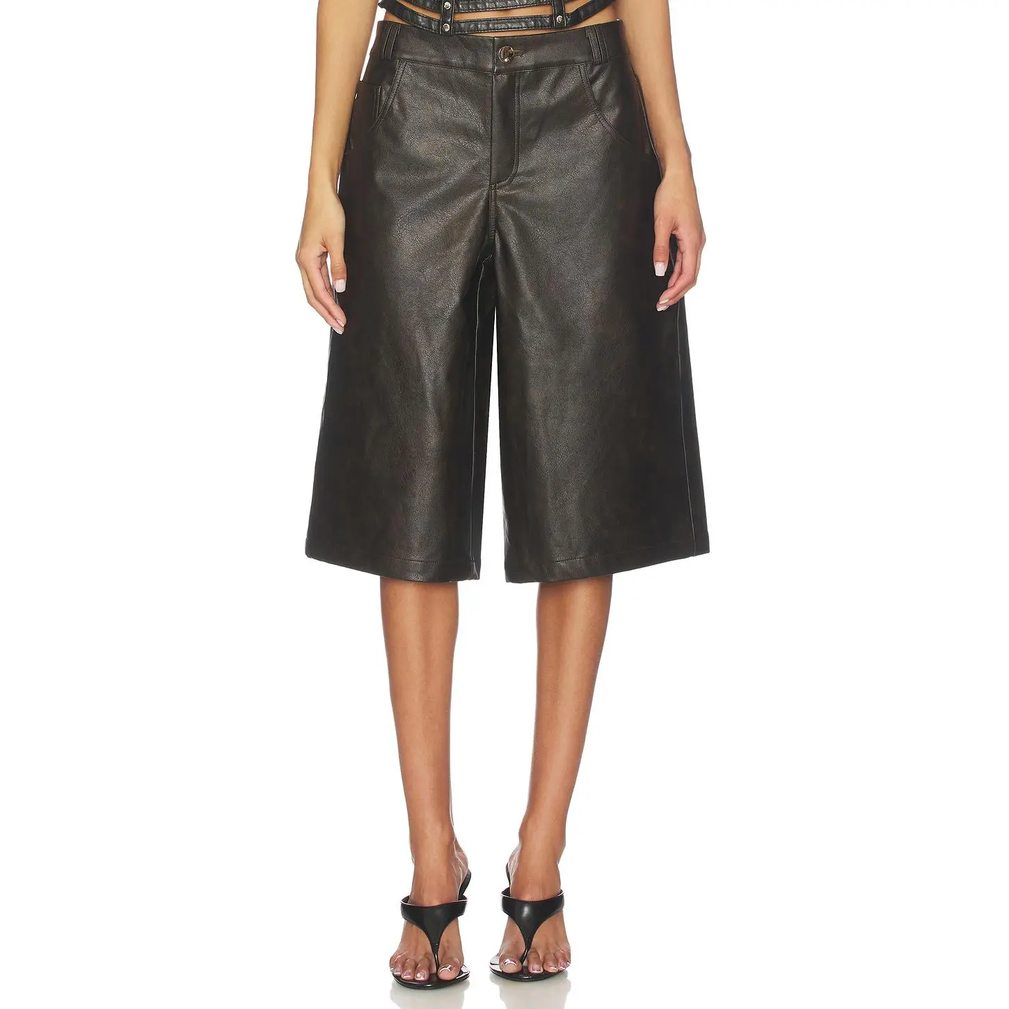 superdown Vala Faux Leather Short in Black