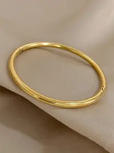 Fashion Stainless Steel Bangle for Women, Metal Bracelet, Non-Fading Open Design, Elegant Minimalist Bangle, Simple and Elegant, Perfect for Daily Wear and Parties, Ideal Gift