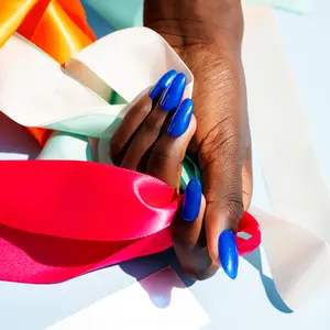 Gelish MINI Ocean Wave, Long-Lasting Soak-Off Gel, Vibrant Color, Chip-Resistant, High Shine, Professional Salon Quality, 9mL.