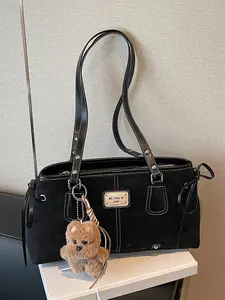Vintage light luxury exquisite textured tote bag, fashionable and personalized simple and versatile shoulder bag, with cute teddy bear pendant decoration, suitable for commuting, dating, parties, social activities, Crossbody Tote