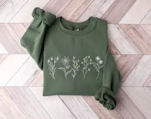Wildflowers Sweatshirt, Flower Crewneck Sweatshirt, Floral Sweater For Women, Flower Lover Shirt, Flowers Pullover, Women Gift