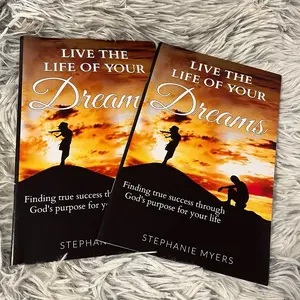 Life the Life of Your Dreams-Finding true success through Gods Purpose for Your Life Soft Cover