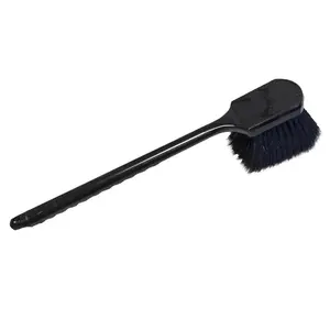 BRAUN AUTOMOTIVE Boar's Hair Wheel Brush 20" Handle