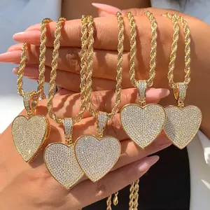 Women's Gold-Plated Necklace, Heart-Shaped Necklace for Women, Ice Crystal Love Necklace, Jewelry Gift for Girls on Valentine's Day/Mother's Day/Christmas/Anniversary/Birthday Gift