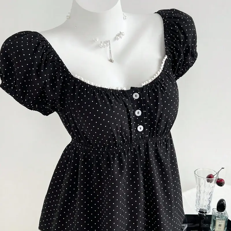 Women's Comfortable Square-Neck Short-Sleeve Blouse, Polka Dot Pattern, Ideal for Casual Daily Wear