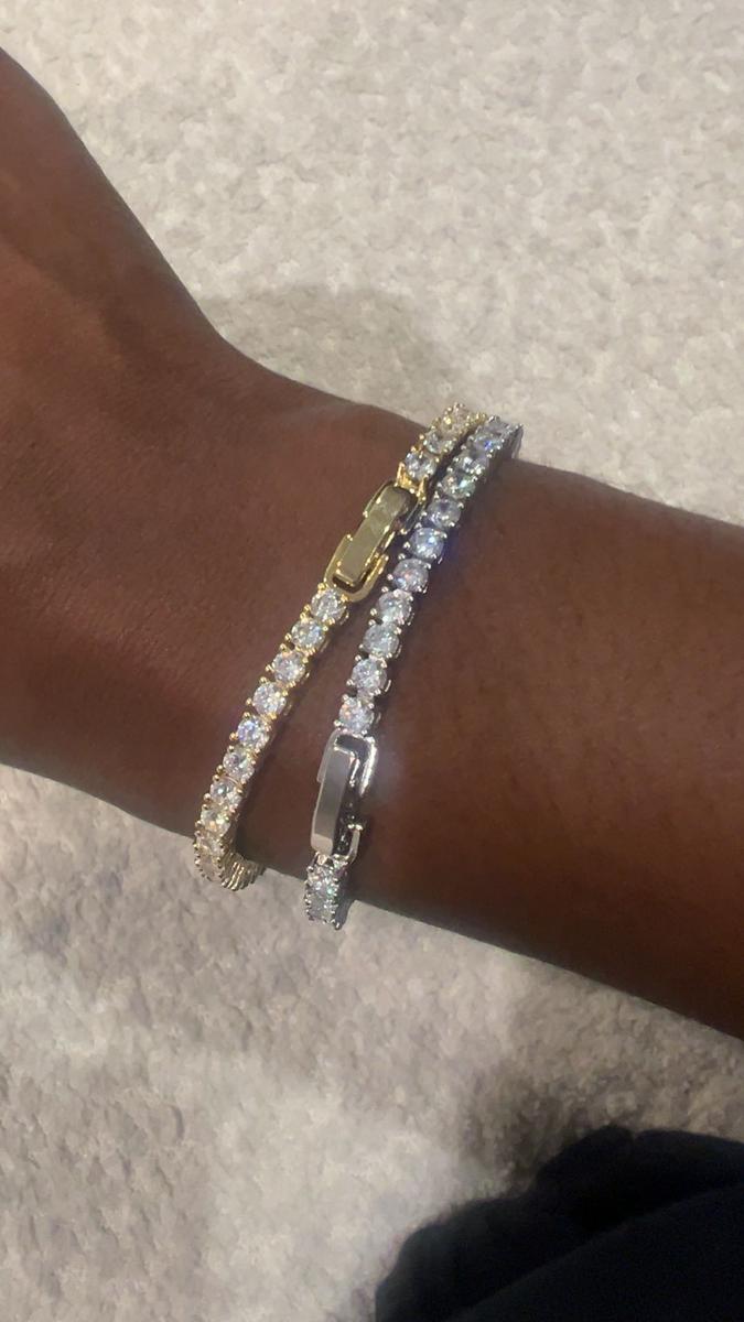 Item: White and Yellow Gold, 6.5 Inches