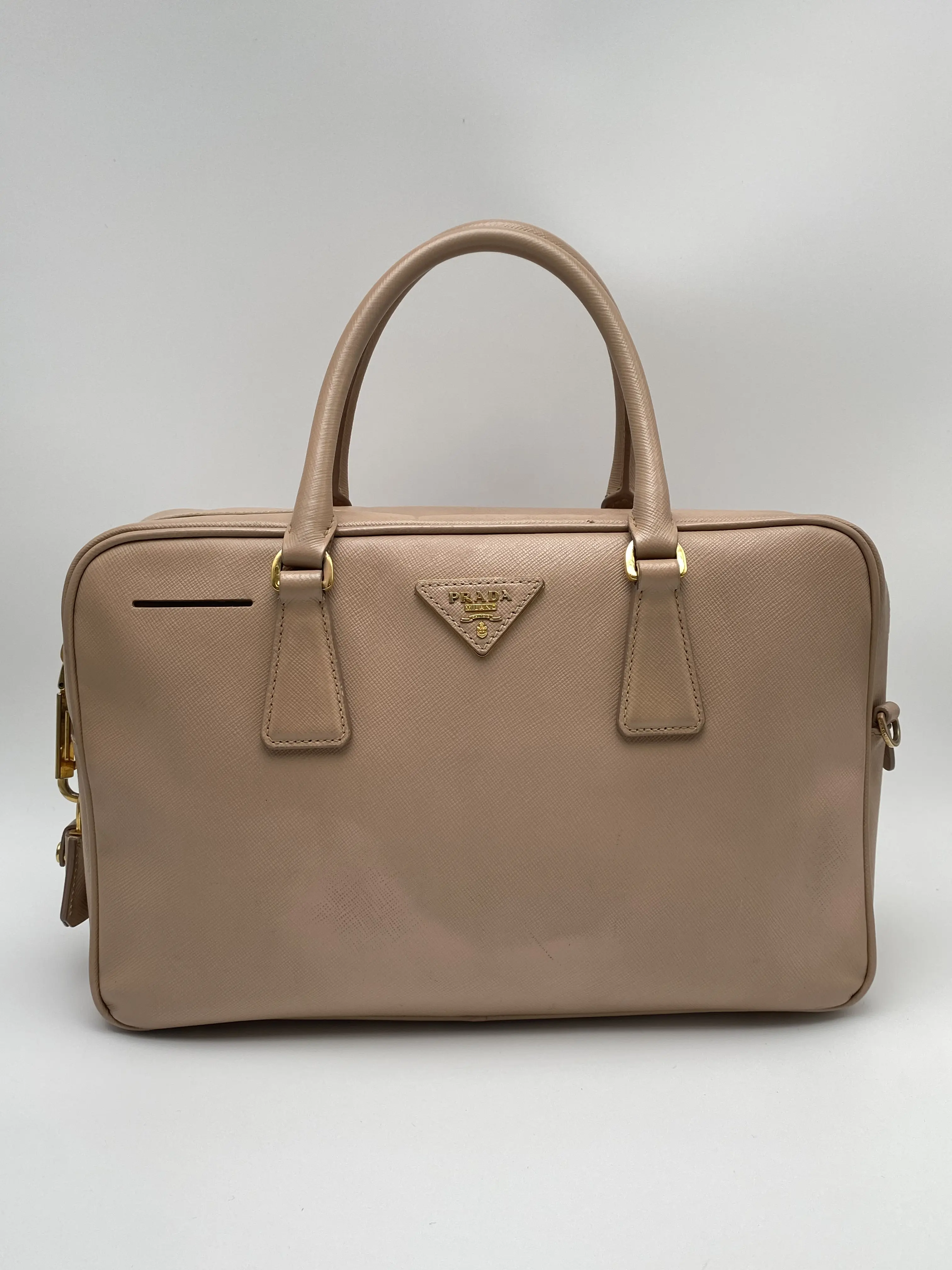 Pre-owned PRADA Contemporary Blush Pink Saffiano Leather Top Handle Boston Handbag with Gold Logo