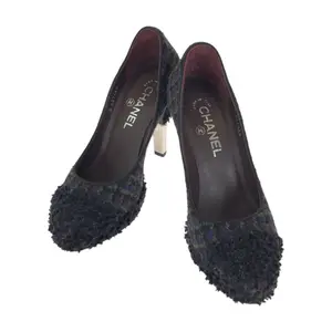 Pre-owned CHANEL Tweed Small Leather Goods pumps