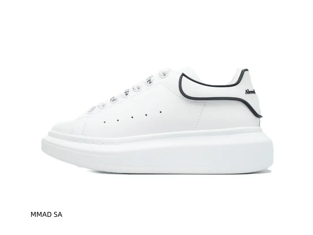 Classic White Leather Platform Sneakers For Men & Women, Unique Black Outline Trim Detail, Lightweight Thick Sole, Casual Street‑Style Lace‑Up Walking Shoes