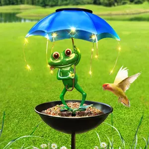 Outdoor Garden Decor Solar Light, Outdoor Garden Lighting, Iron Frog Holding Umbrella with LED String Lights, IPX4 Waterproof, Comes with Wild Bird Feeder, Suitable for Yards, Lawns, Pathways, Decks, Perfect Gift for Friends