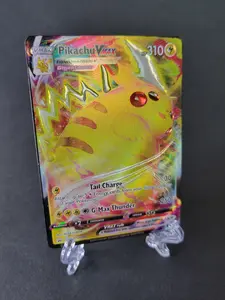 3D Pikachu VMAX SWSH286 – Epoxy Embellished 3D Pokémon Art Card
