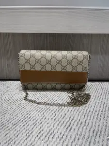 Pre-owned GUCCI Brown smooth leather exterior Crossbody Bags Emblem Wallet on Chain Supreme and Camel brown leather Style: 838151