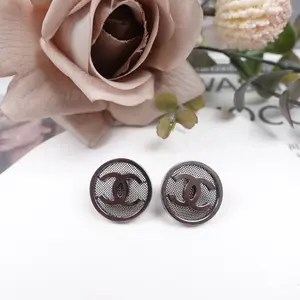 Pre-owned Chanel Black Metal Stud Earrings T10235256