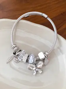 Butterfly Leaf Pendant Bracelet Jewelry with Diamond Accents, Unique Round Tassel Design, Elegant Women's Accessory Ideal Gift