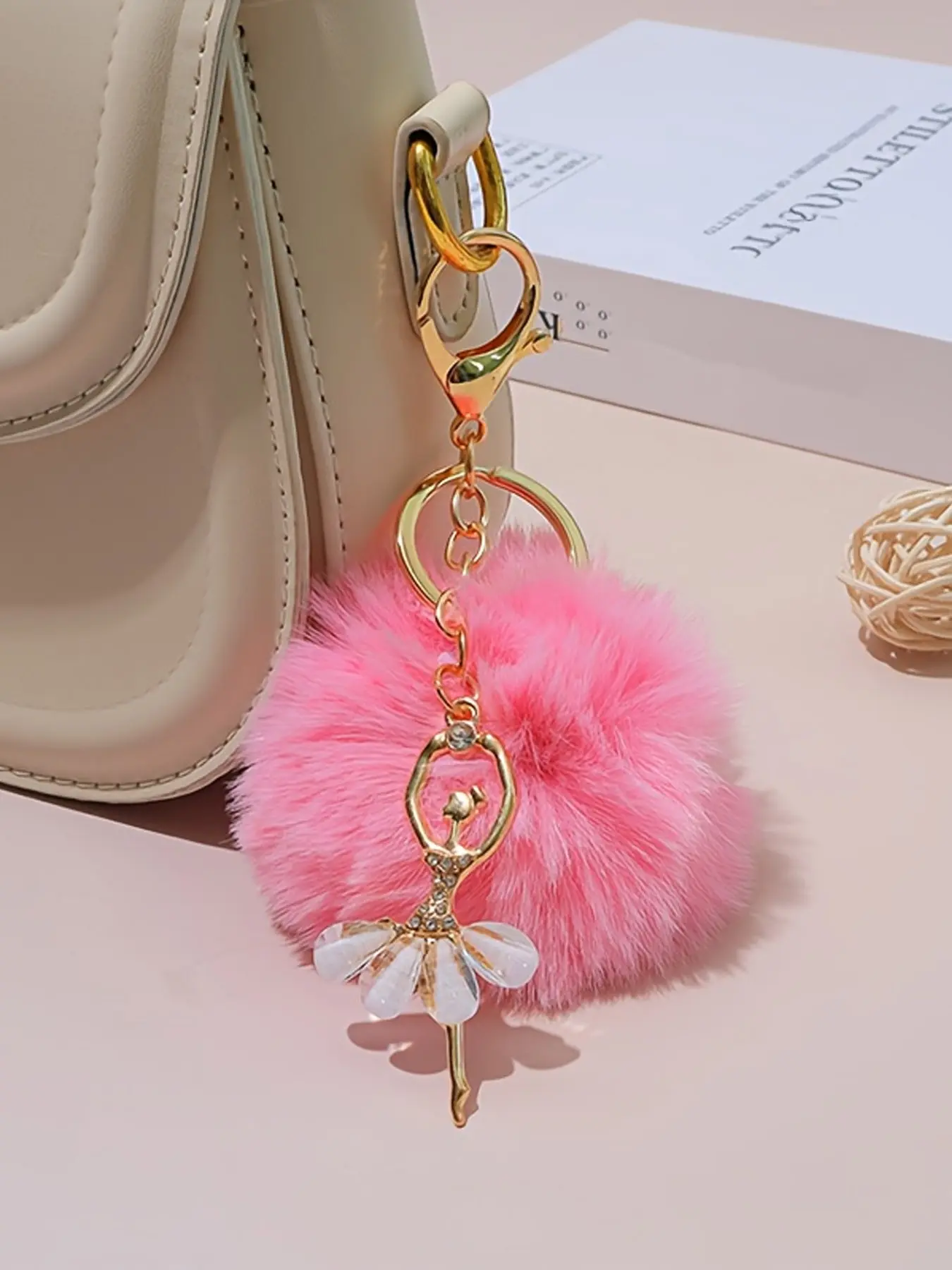 Ballet Girl Keychain, Fuzzy Keychain, Key Charms - Artificial Rhinestone Decoration, Sparkling Diamonds Embedded In The Skirt And Upper Body, Ballet Style Bag Accessories, Personalized Decoration, Birthday Gift, Best Friend Gift Keychain