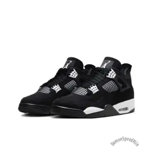 Retro white Thunder Edition black and white color scheme casual sports versatile durable and comfortable basketball shoes