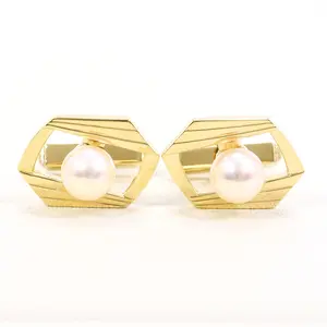 Pre-owned MIKIMOTO 14K Yellow Gold (Au585) Small Leather Goods Yellow Gold Pearl Cufflinks