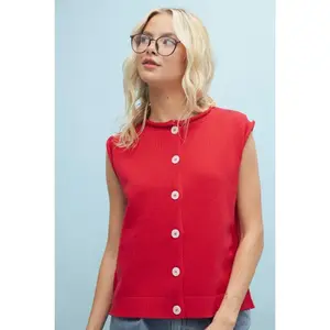 BUTTON UP SWEATER VEST - CHERRY