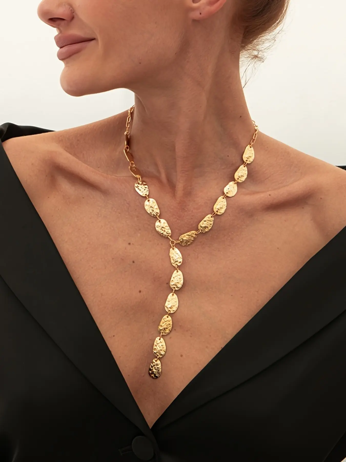 Irregular Baroque Y-Shaped Clavicle Chain Necklace, Cold Style Flat Collarbone Pendant, Perfect for Party Holiday Daily Wear, Modern Versatile Accessories, Modern Fashion Accessories, Trendy Jewelry