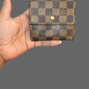 Pre-owned Louis Vuitton canvas Small Leather Goods Preowned Elise Damier Ebene compact