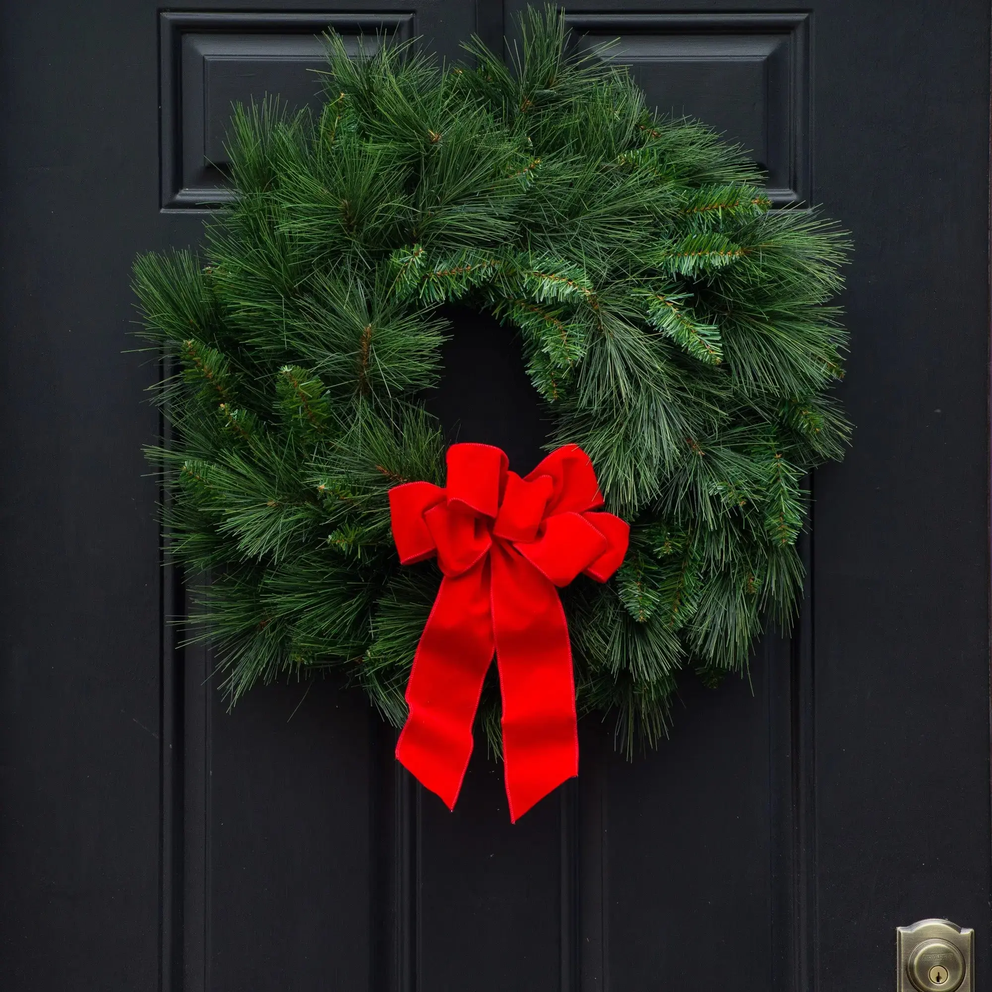 Outdoor UV-Protected Long Needle Pine Christmas Wreath - Fade-Resistant Decor with Blue Velvet Bow, Statement Festive Ornament, Designed in Ohio, Holiday Home Supplies Gift