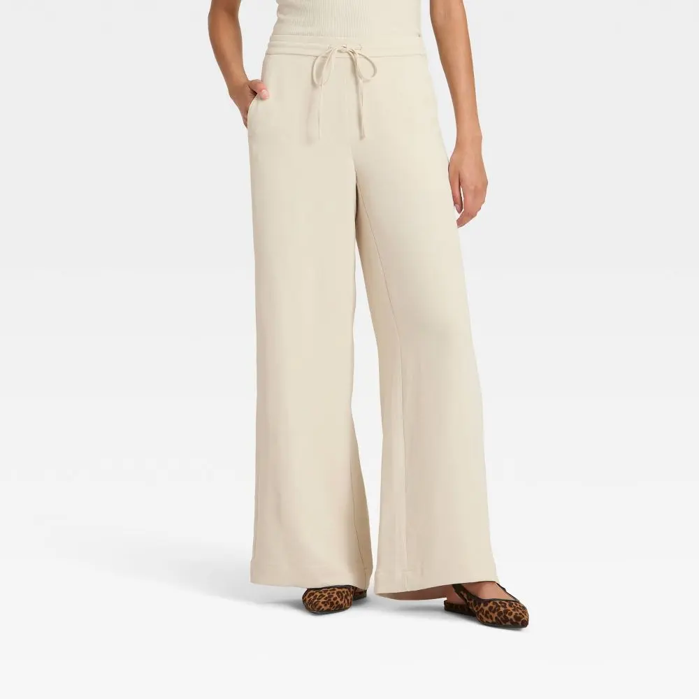 Women's Wide Leg Signature Crepe Pull-On Pants - A