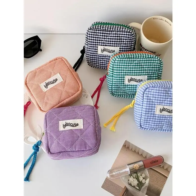 Handheld Plaid Cosmetic Pouch, Water-Resistant Polyester Makeup Organizer for Travel with Multiple Compartments for Brushes, Handheld Cosmetic Pouch, Travel Cosmetic Bags, Drawstring Bag
