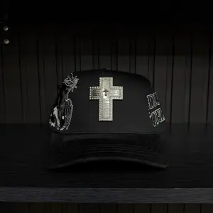 Cruz Cristo SnapBack Hat- Black Silver