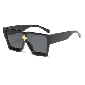 Wayda Glasses