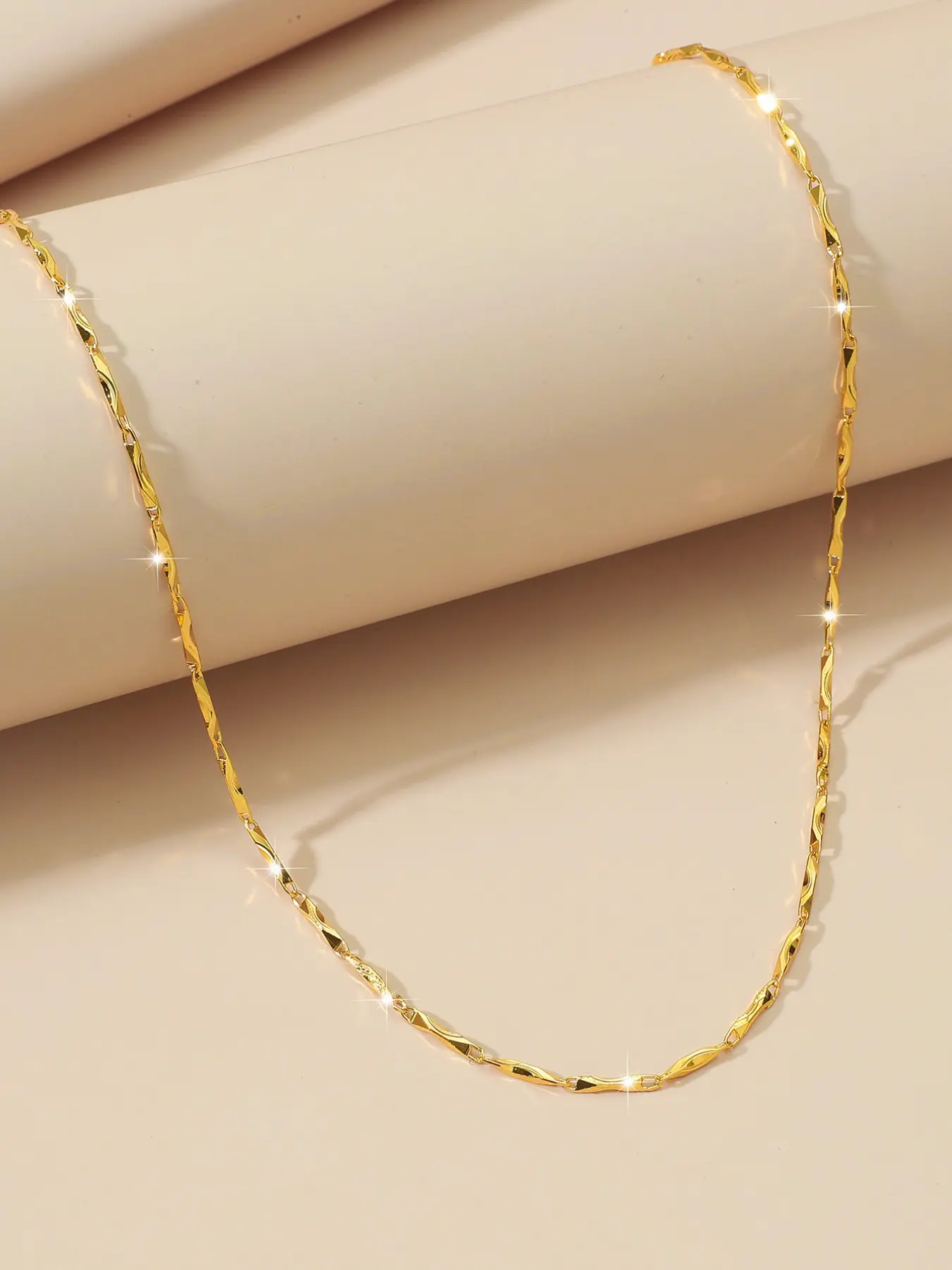Exquisite 2n Classic Gold Ingot Necklace, 24k High-Quality Copper Plating, Luxurious Jewelry for Mother's Day, Women's Wedding Gift, All Seasons Wear, Necklace Chains, Elegant Dainty Necklace, Distinctive Ingot Design, Dainty Gold Plated