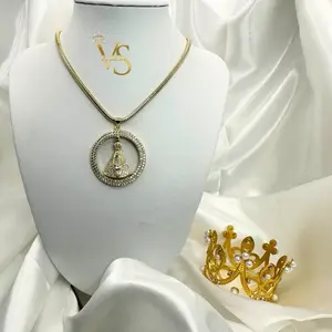 Valdes Luxury #128 – Necklace with “Caridad del Cobre” pendant in 14K gold-plated laminated finish