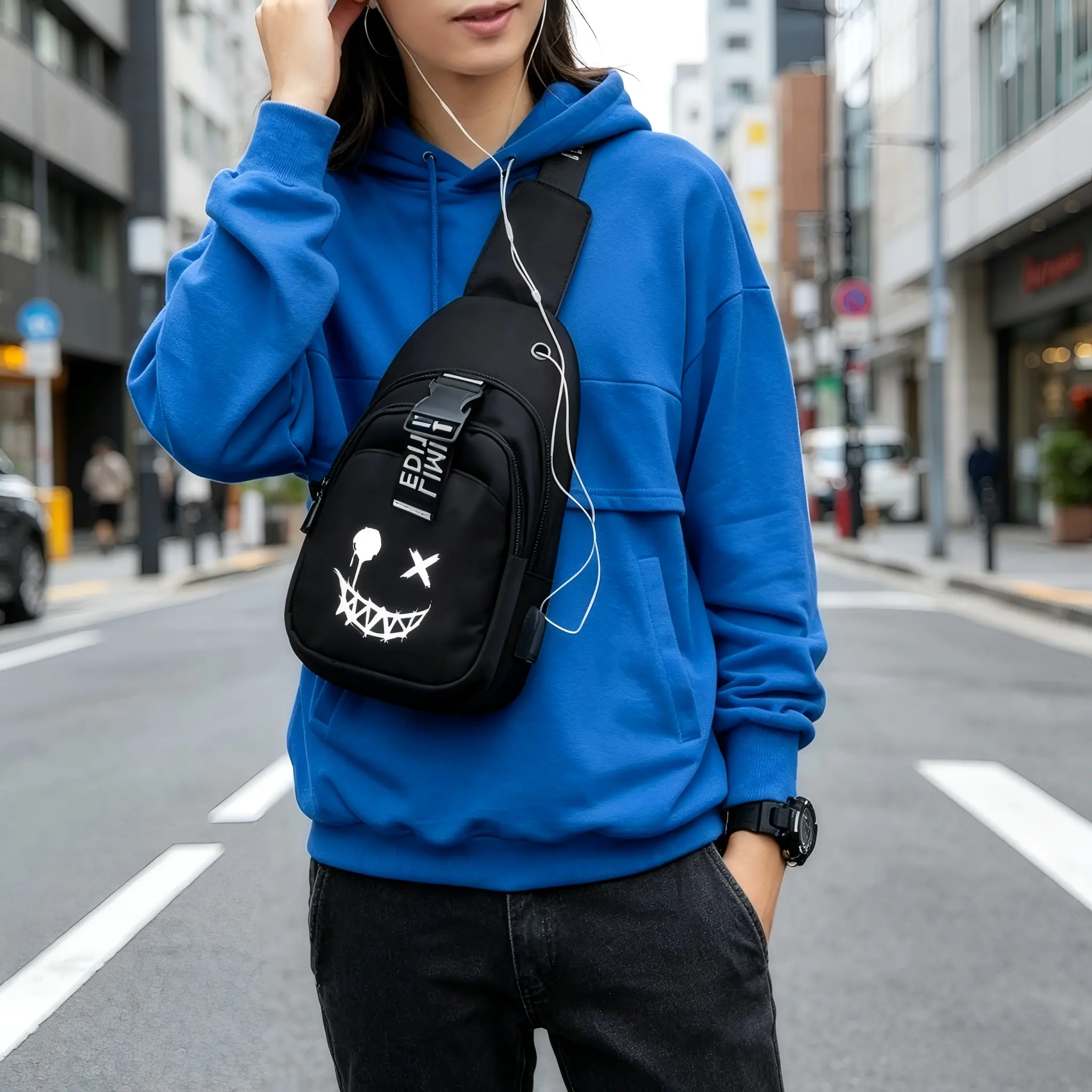 Luminous Glow In The Dark Sling Chest Bag for Men, USB Charging Crossbody Fanny Pack, Waterproof Oxford Cloth Anti Theft Single Shoulder Bag, Casual Streetwear Chest Backpack for Teen Boys Cycling Travel School