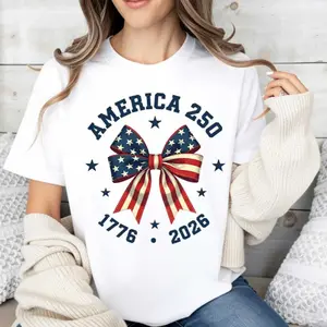 100% cutton Graphic T-shirt America 250 Stars and Stripes Bow Print T-Shirt White Crew Neck Casual Top Independence Day 4th of July Celebration Patriotic Shirt Viral Trendy Holiday Outfit Everyday Wear Gift for Her Him