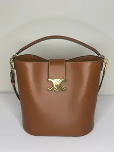 Pre-owned Celine leather Shoulder Bags Medium Bucket Louise bag in tan smooth calfskin leather