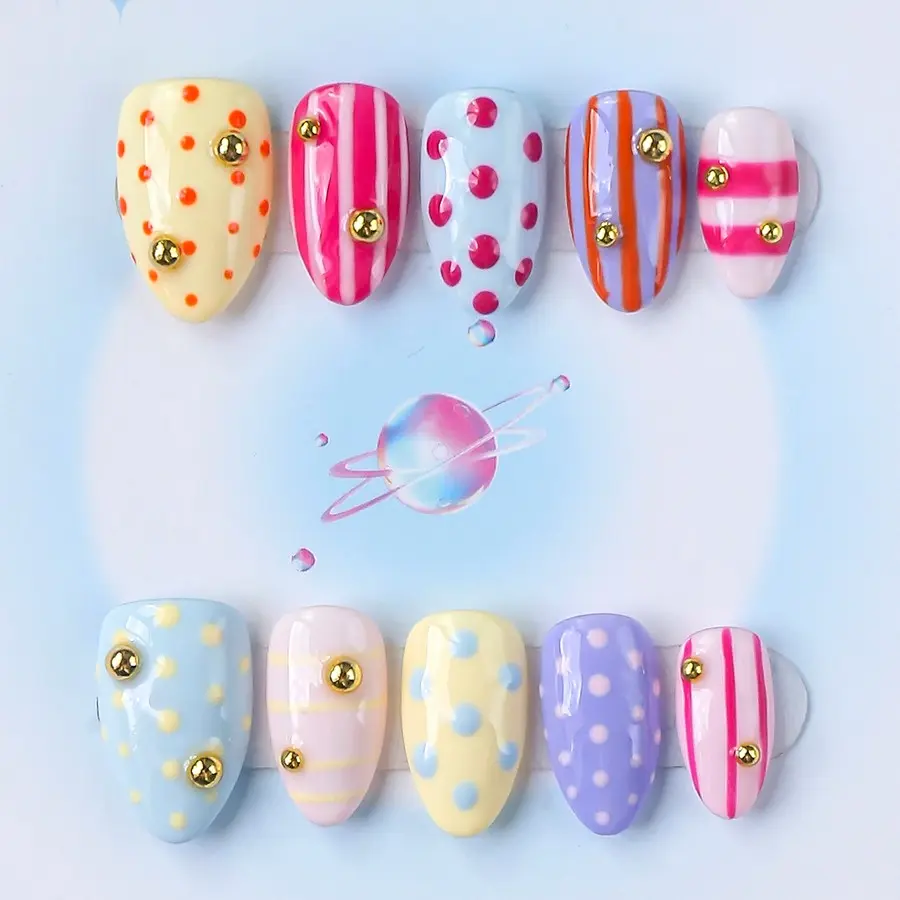 Nailssbysheccid, 10pcs press-on nails, Nails Press Ons, Handmade Wearable Nails, short almond shape, Y2K style, 100% handmade, French style, for family dinners, dates, weddings, best gift for girls, comes with jelly glue, crystal sticks and shaping strips