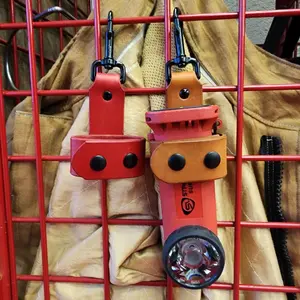 Inverted flashlight holder