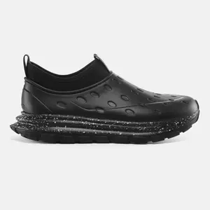 KANE Revive AC - Blackout - Weatherproof Sneaker, Shoe for Runners KANE Revive AC - Blackout - Weatherproof Sneaker, Shoe for Runners
