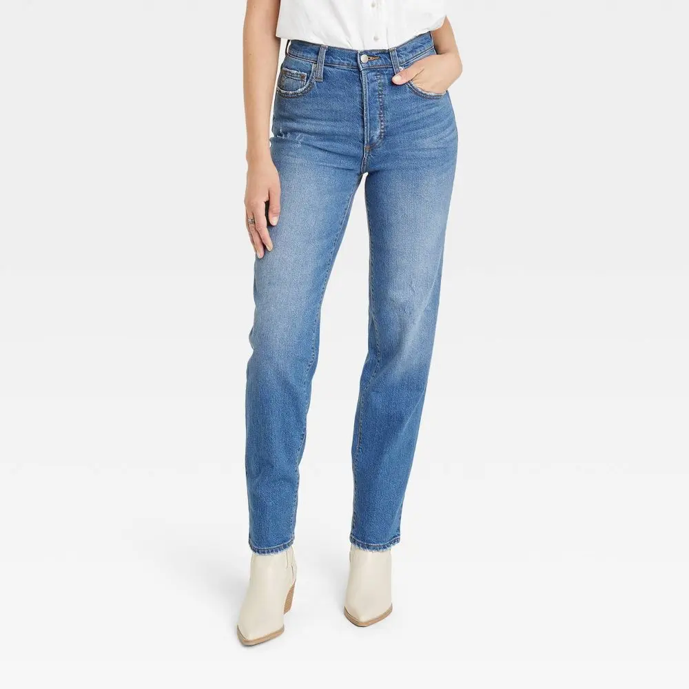 Universal Thread Women's Casual '90s High-Rise Straight Jeans - Distressed Medium Wash Stretch Denim with Button and Zipper Closure