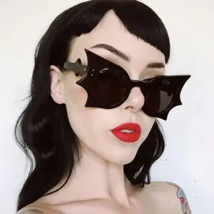 1PC Women's Fashion Bat Glasses - Halloween Costume, Square Design Suitable For Parties And Daily Wear - New European And American Style In 2025, Party Photo Props, Halloween, Halloween Costumes, Halloween Decor.