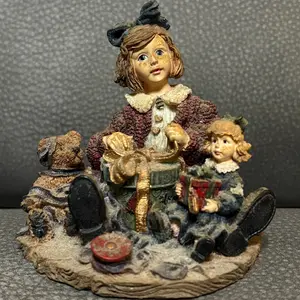 Vintage Yesterday's Child Dollstone Karen with Wilson & Eloise Mother's Present - Special Gift for Mothers - Nostalgic Charm Collectible Figurine