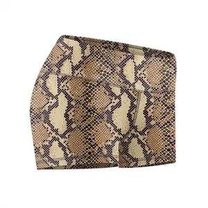 Comp Short 2.5" - Animal Python