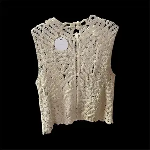 Lace Crochet Buttoned Top - Stylish Summer Design with Delicate Lace Crochet and Buttoned Front for Versatile Wear
