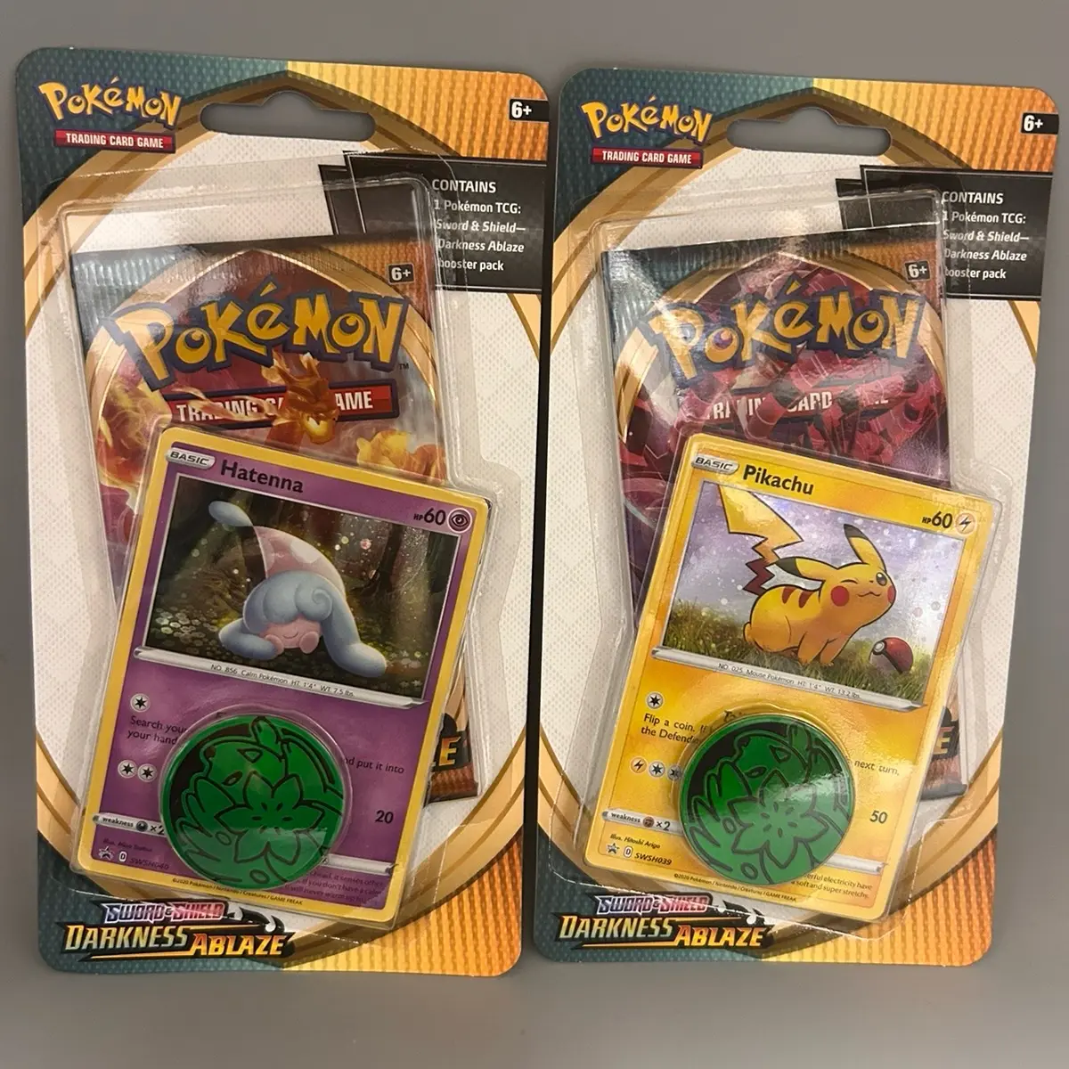 Pokémon Darkness Ablaze Checklane Blister Booster Pikachu & Hatenna