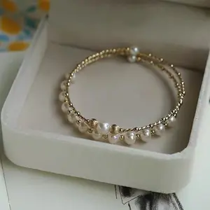 008-Beufitul freshwater pearls bangle